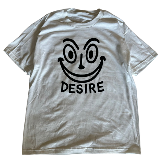 DESIRE SMILEY TEE