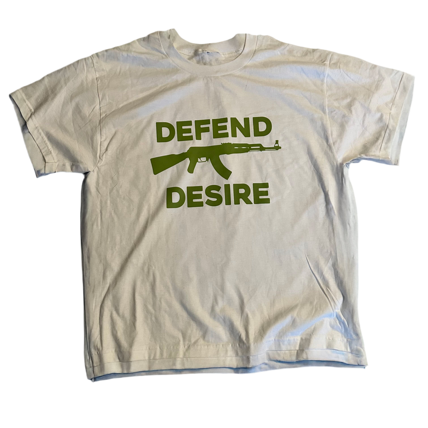 DEFEND DESIRE - WHITE TEE